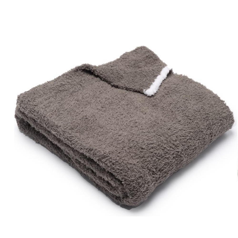 NWT Luxe Barefoot Dreams cozychic rib trim throw - charcoal/white